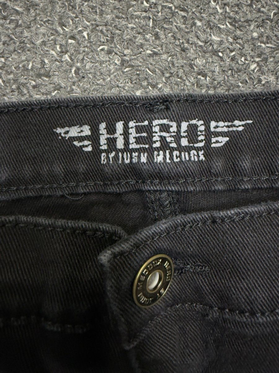 hero straight w42l30