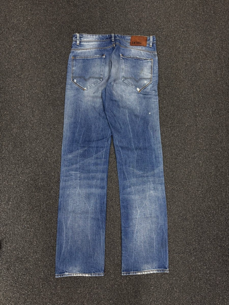 HUGO BOSS Regular w32l34