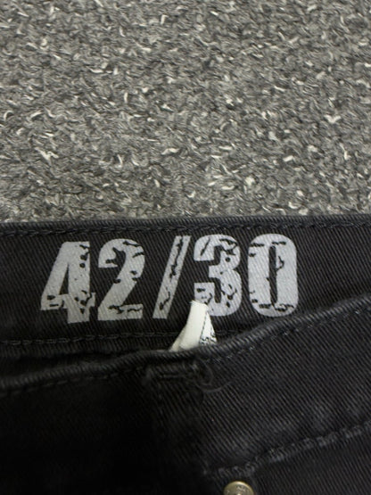 hero straight w42l30