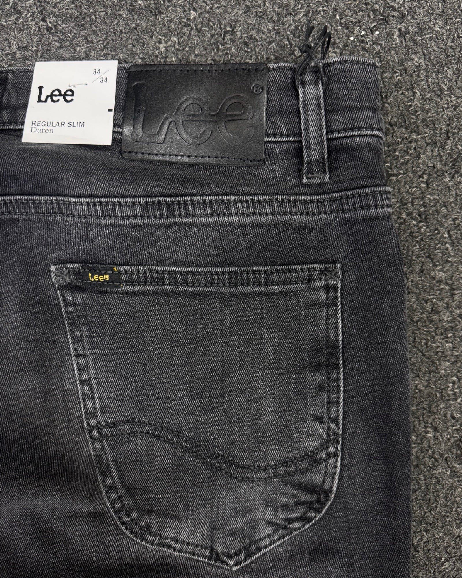 LEE JEANS