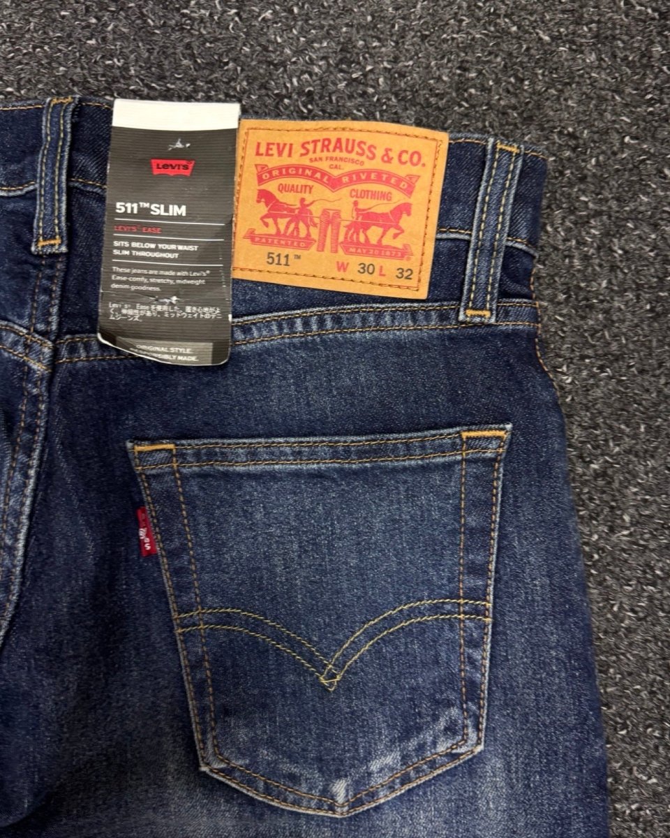 LEVI'S 511 w30l32