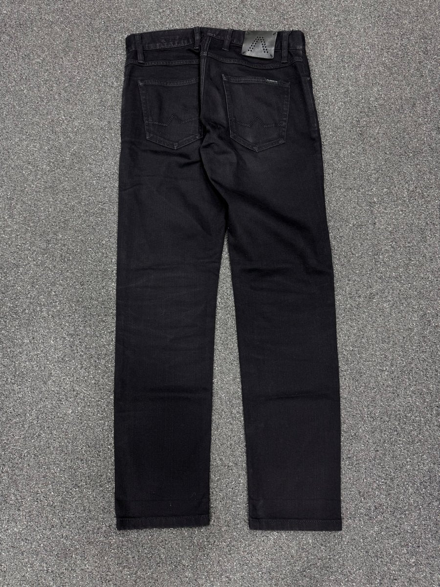 alberto Regular w32l32