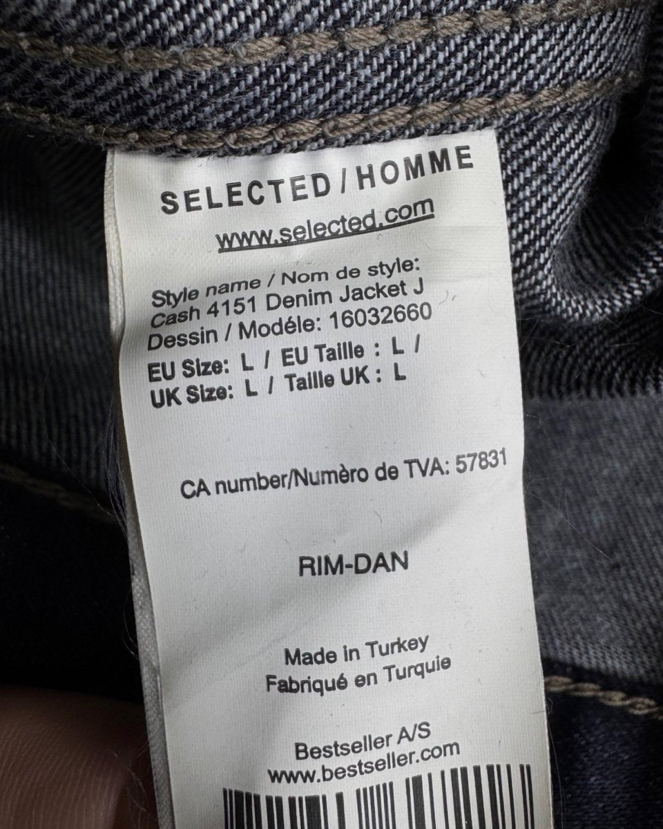 SELECTED HOME S