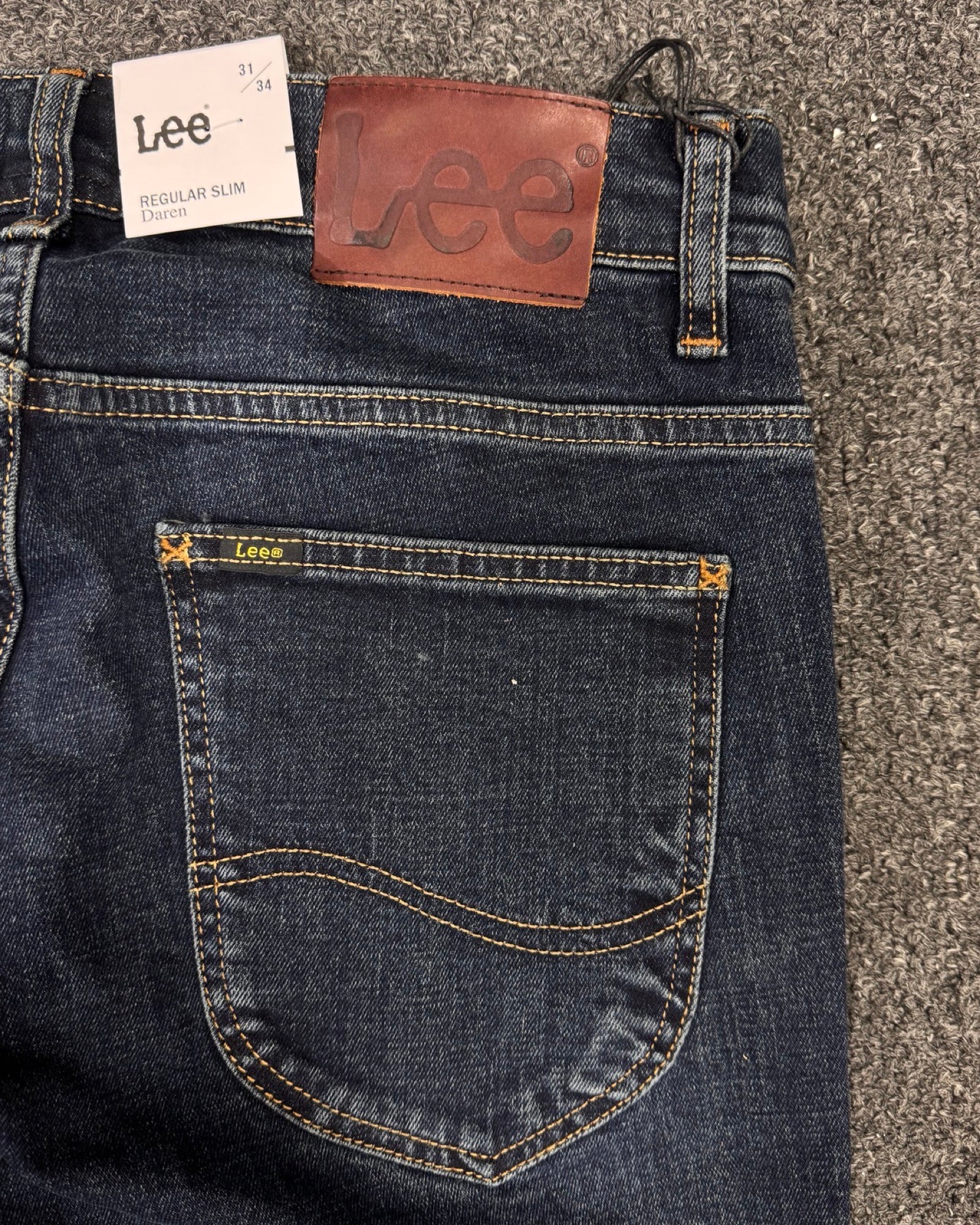 LEE JEANS