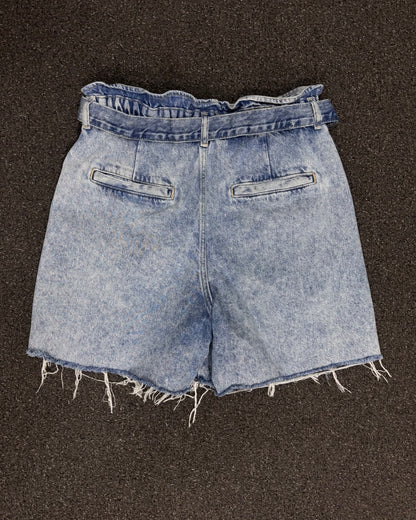 ZARA SHORTS W28