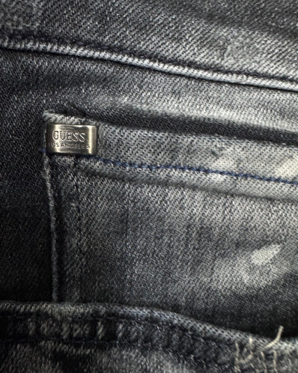 GUESS Slim w30l32