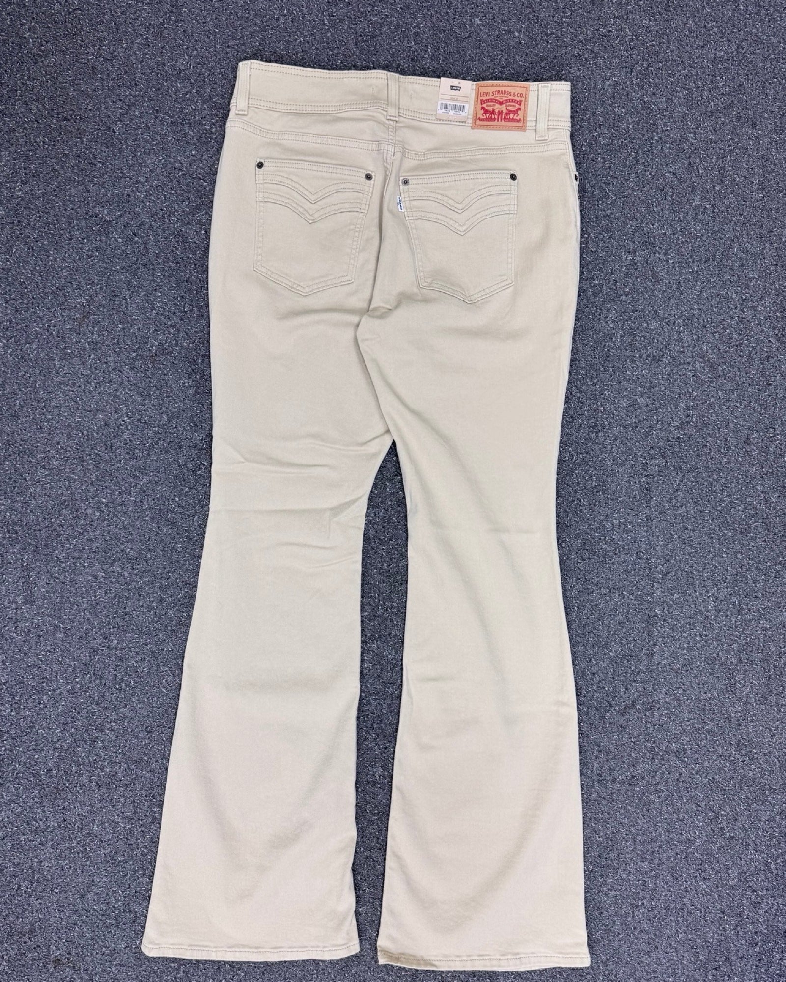 LEVIS BOOTCUT W33L32