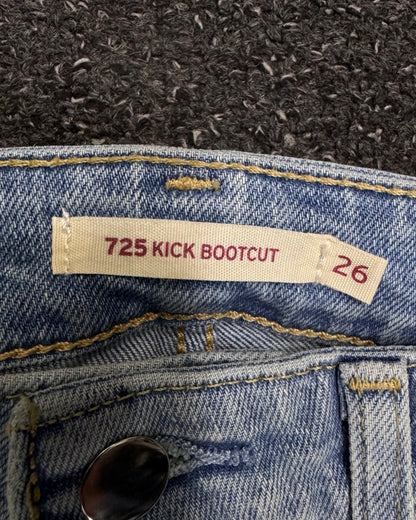 LEVIS 725 BOOTCUT W26L27