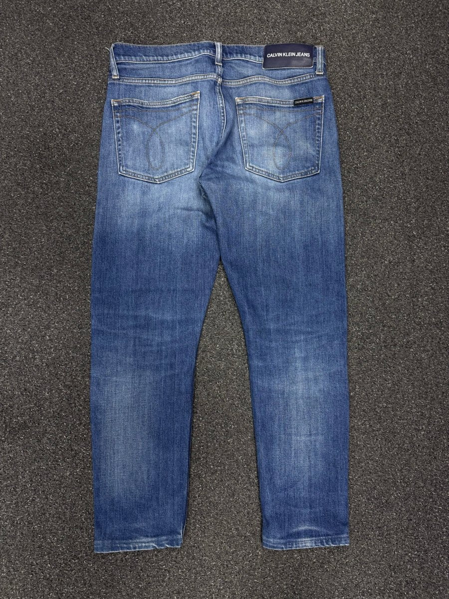 CALVIN KLEIN SLIM W32L32