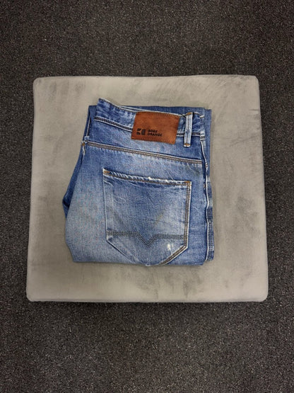 HUGO BOSS Regular w32l34
