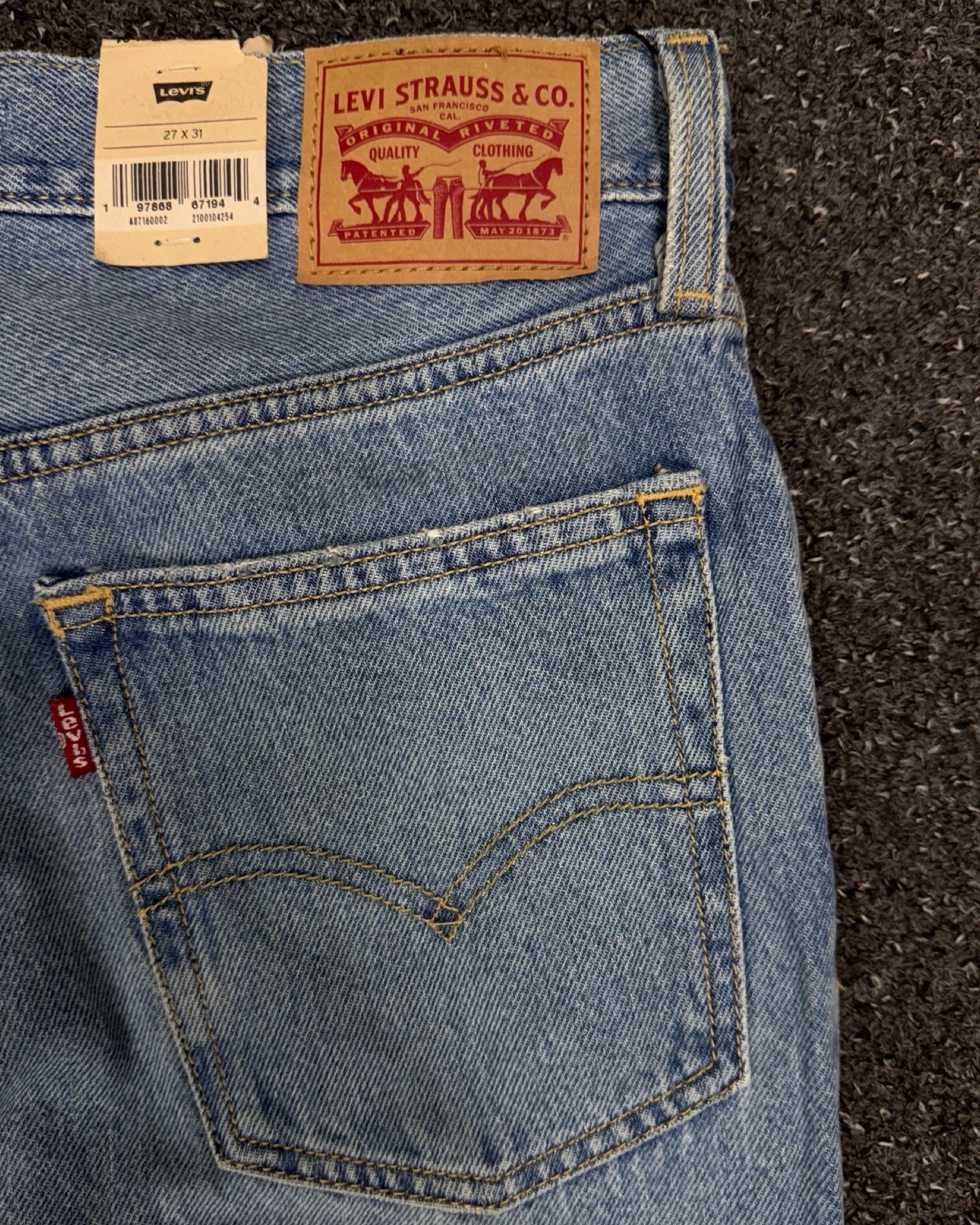 LEVIS BAGGY BOOTCUT W27L31