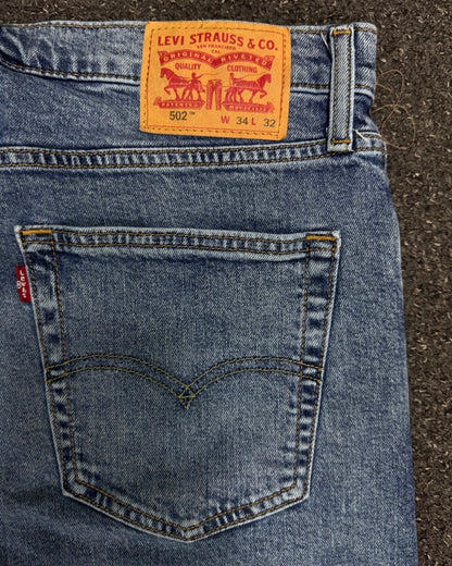 LEVI'S 502 w34L32
