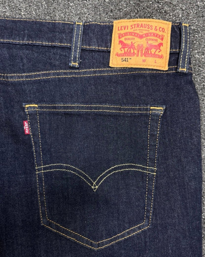 LEVI'S 541 Straight w46l32