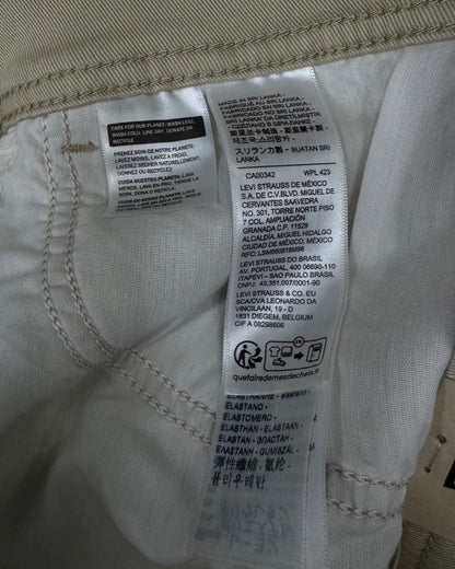 LEVIS BOOTCUT W33L32