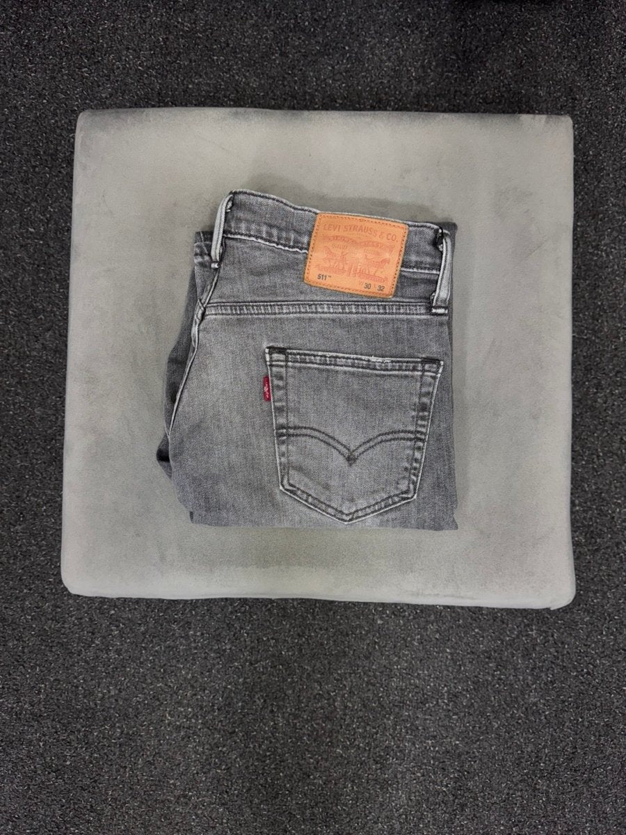 LEVI'S 511 w30l32