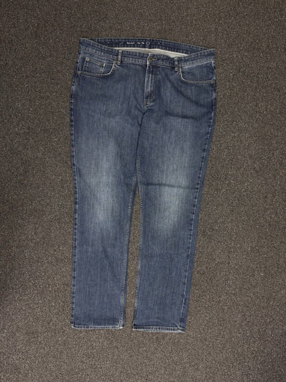 C&A Straight  w42L34