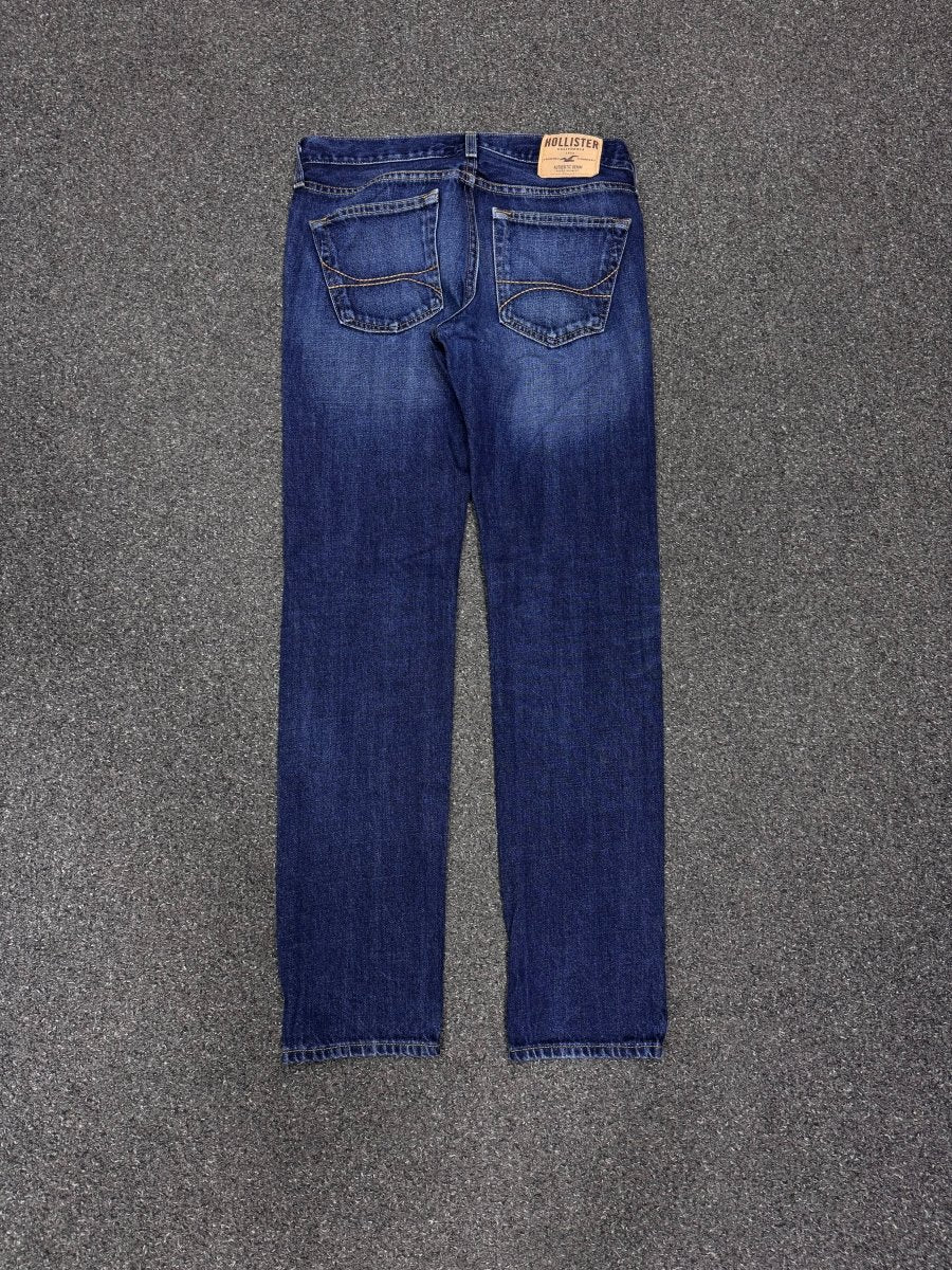 HOLLISTER REGULAR W30L32
