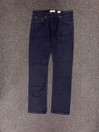 CELIO Regular w33l34