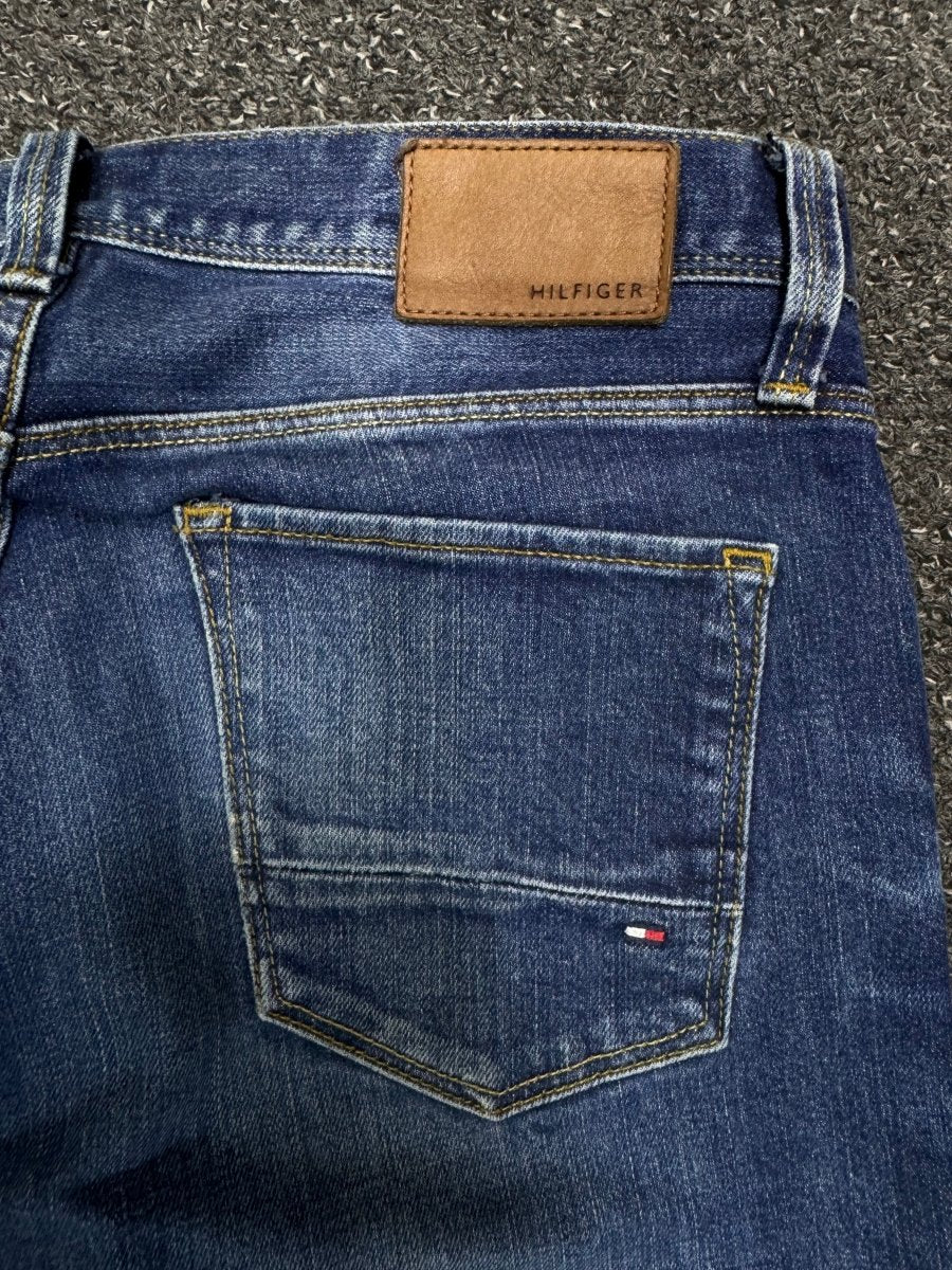 TOMMY HILFIGER Slim w28l34