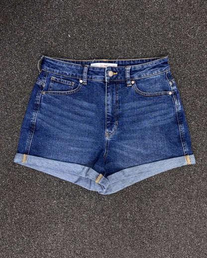 LILY LOVES  SHORTS W30