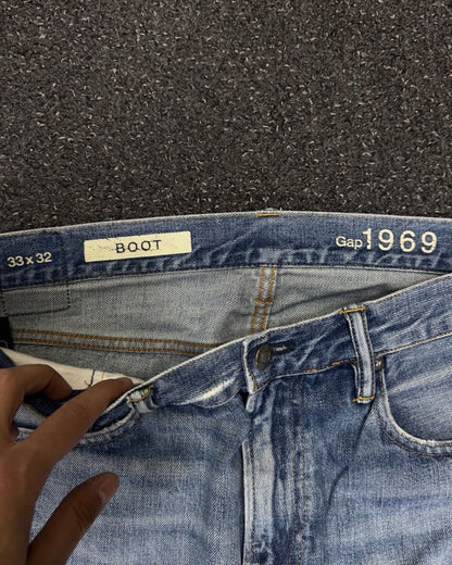 Gap Bootcut w33l32