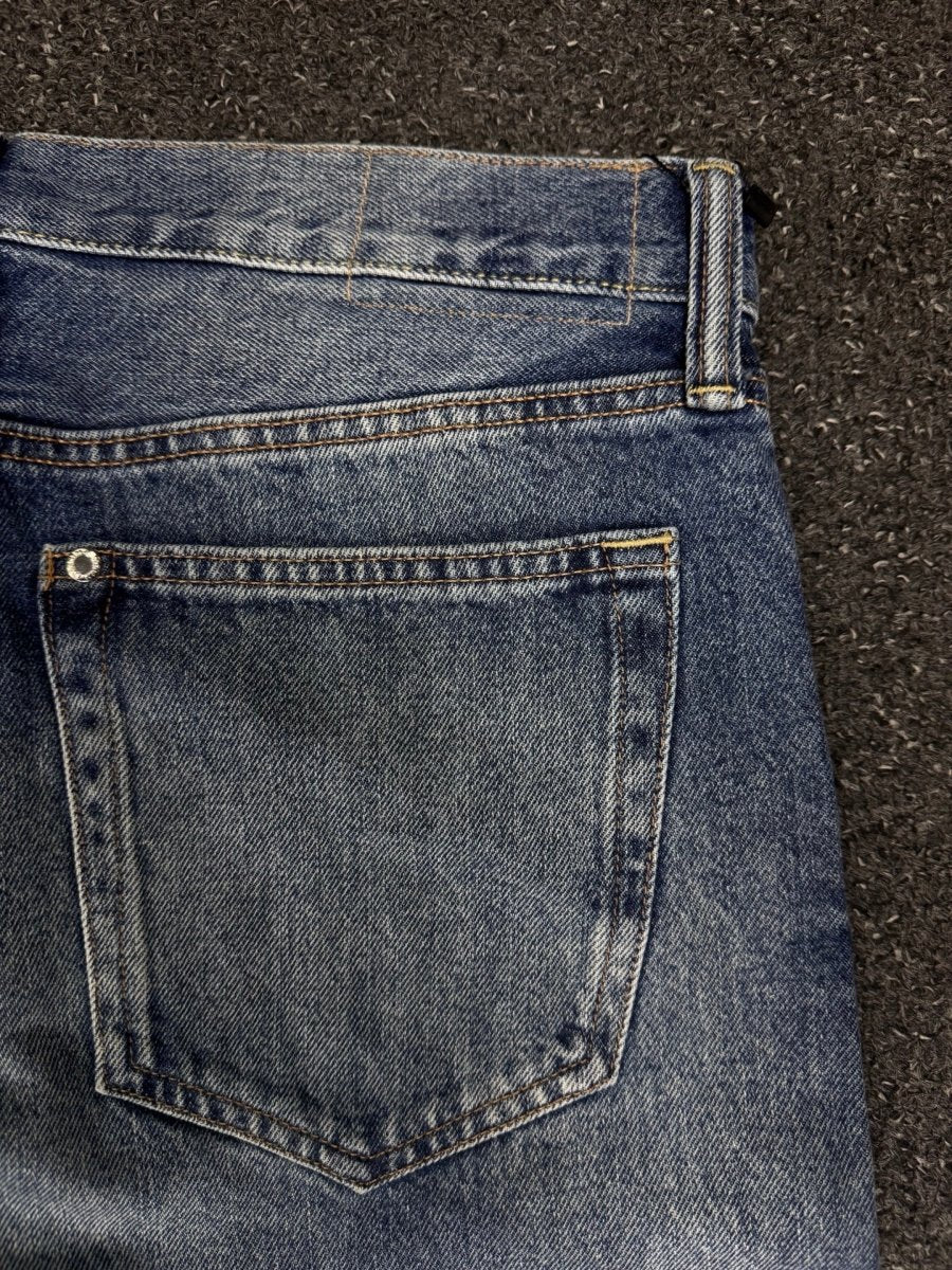 &denim straight w32l32