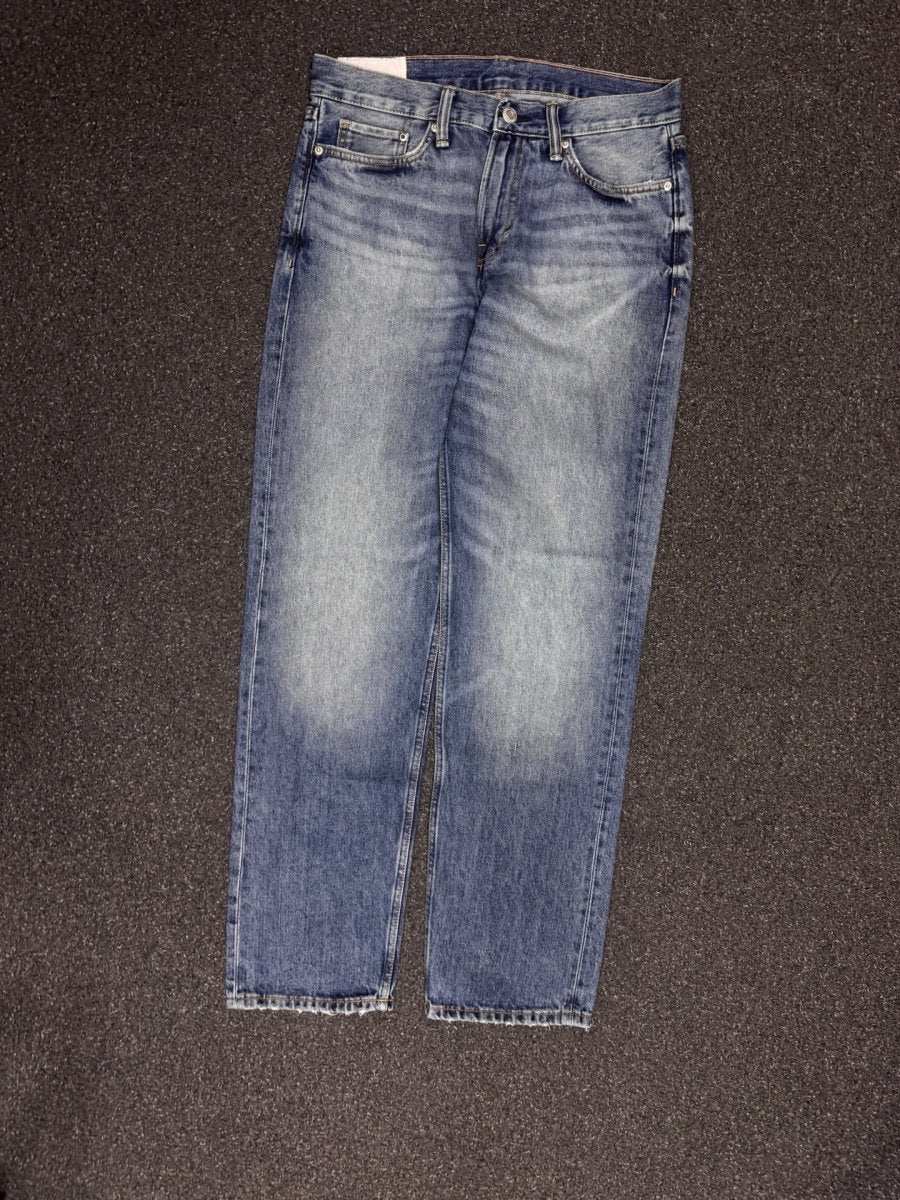 &denim straight w32l32