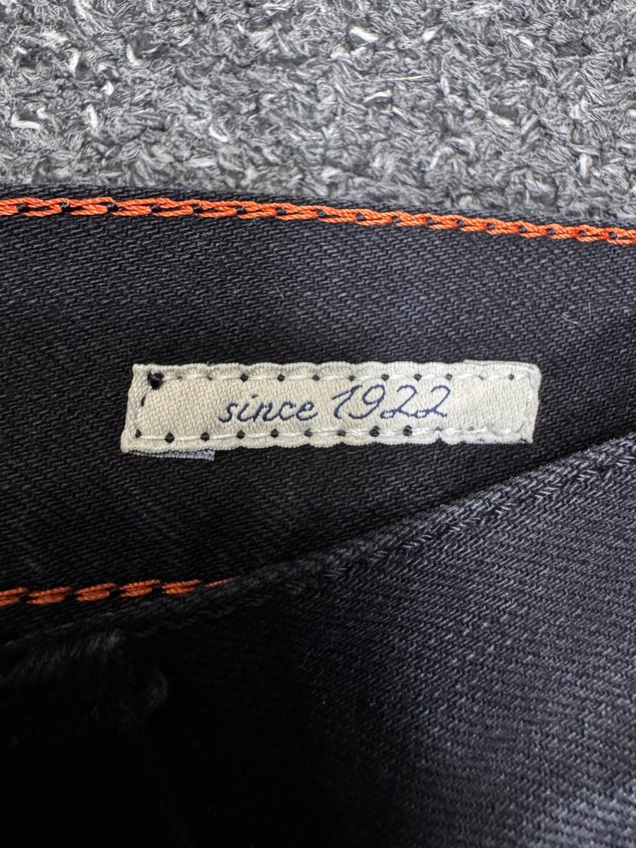 alberto Regular w32l32