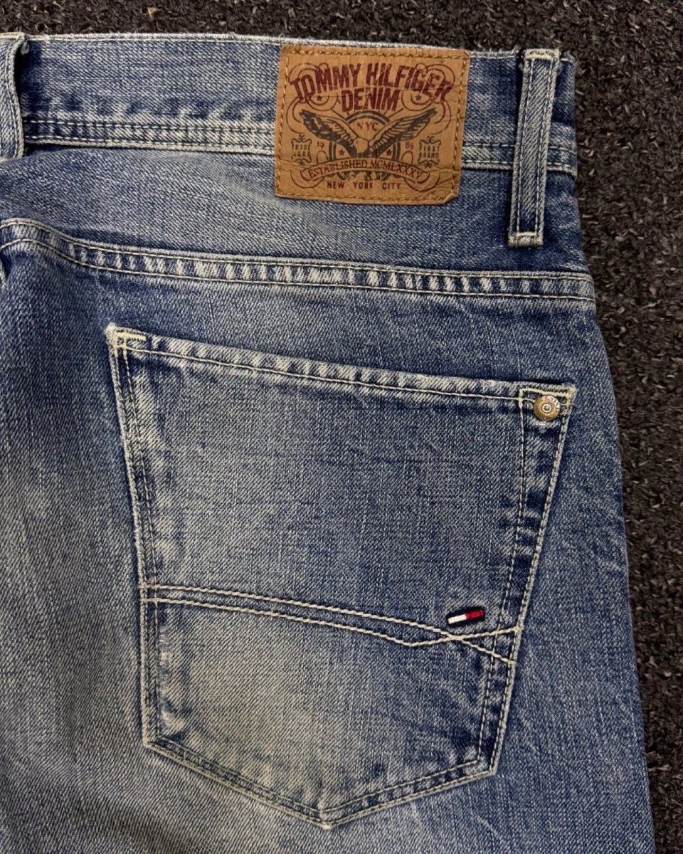 TOMMY HILFIGER Straight w33l32