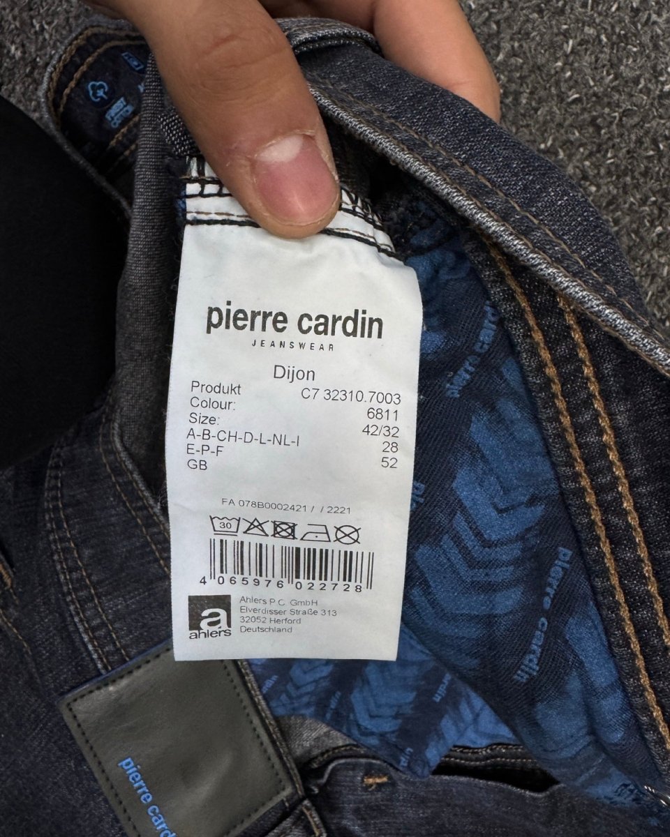 pierre cardin straight w42l32