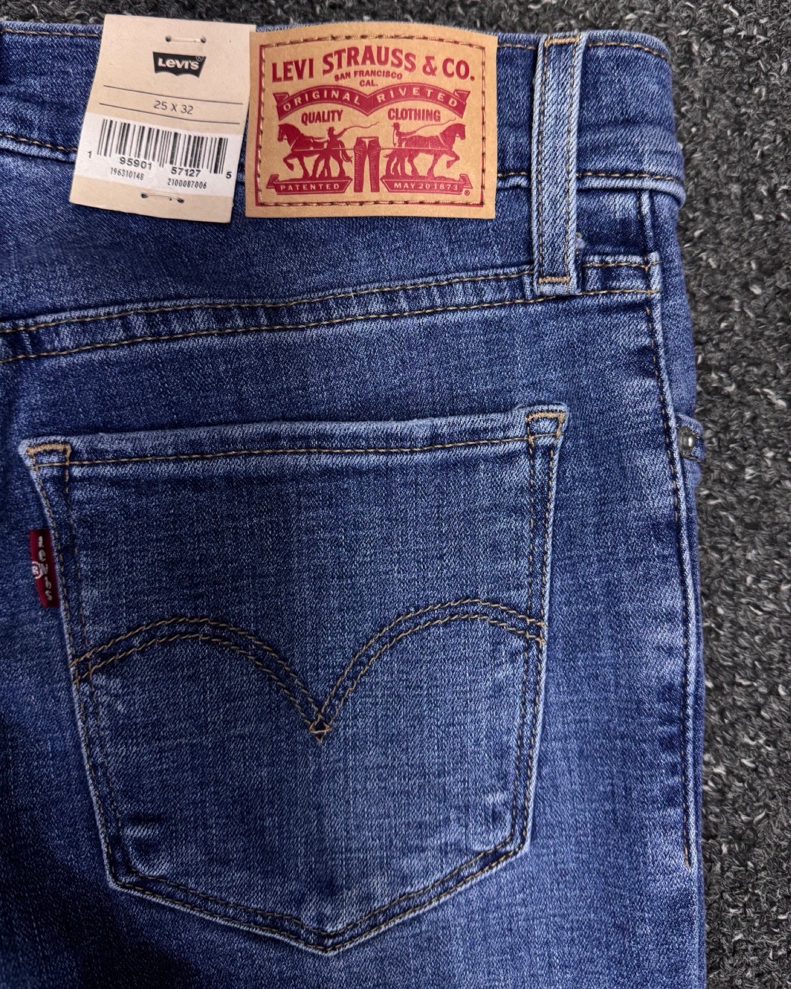 levi's Straight w25l32