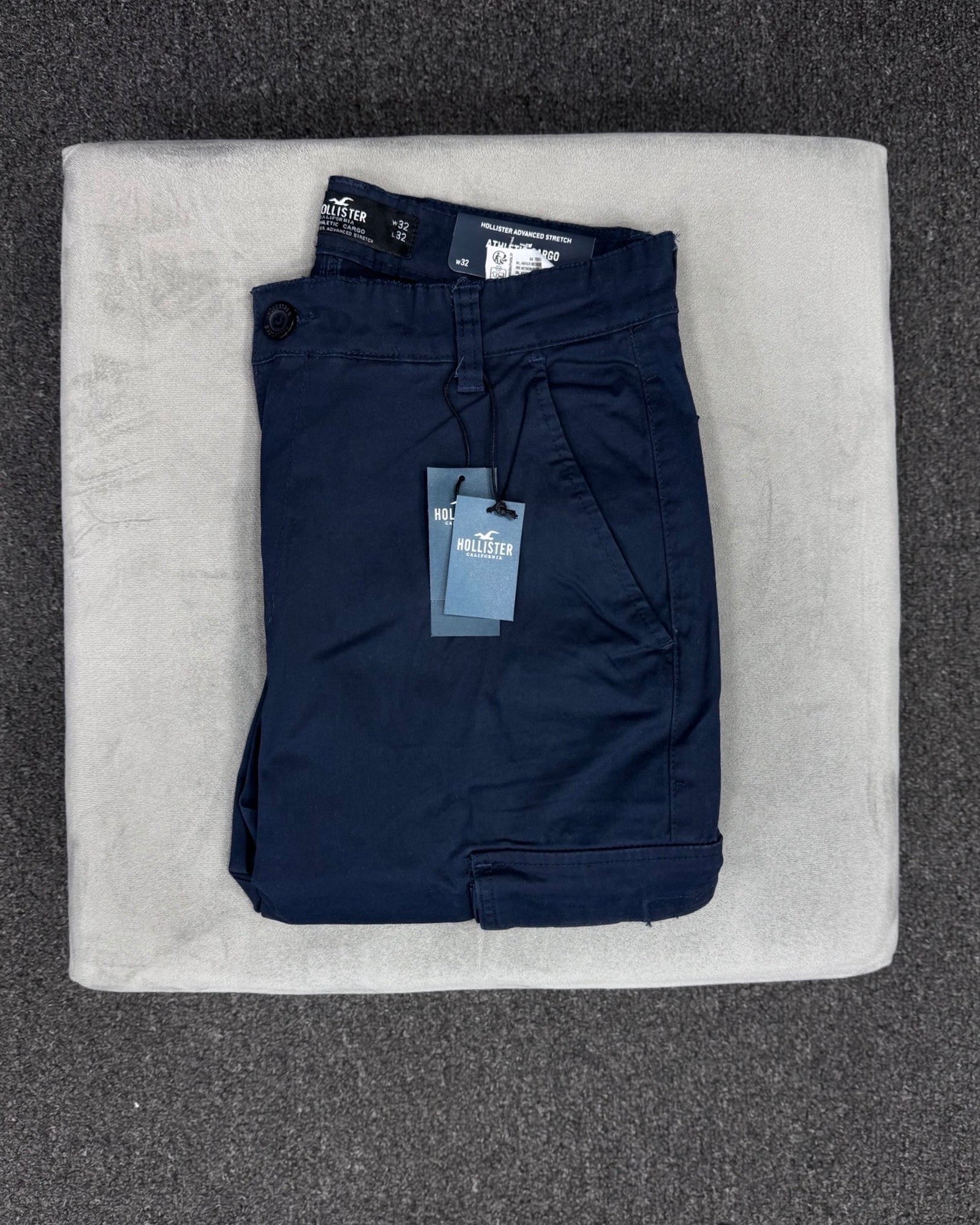 HOLLISTER