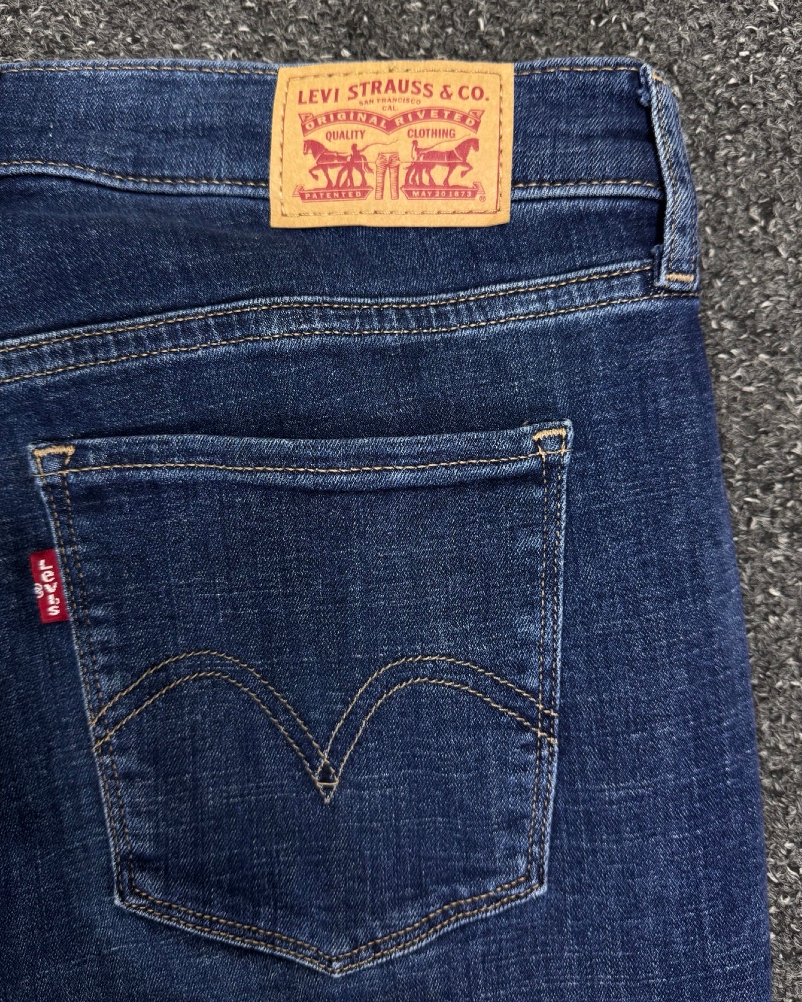 LEVIS BOOTCUT W28l32