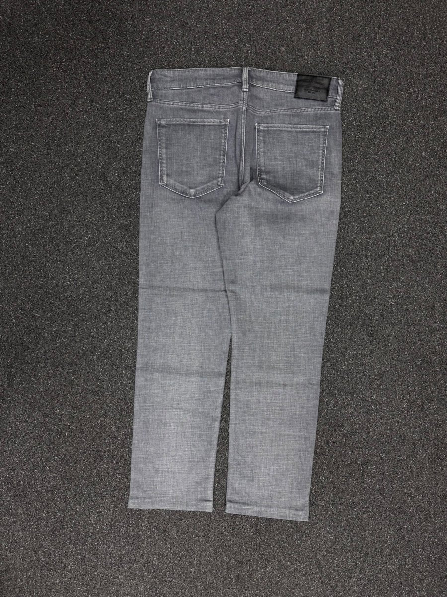 C&A Slim w32l32