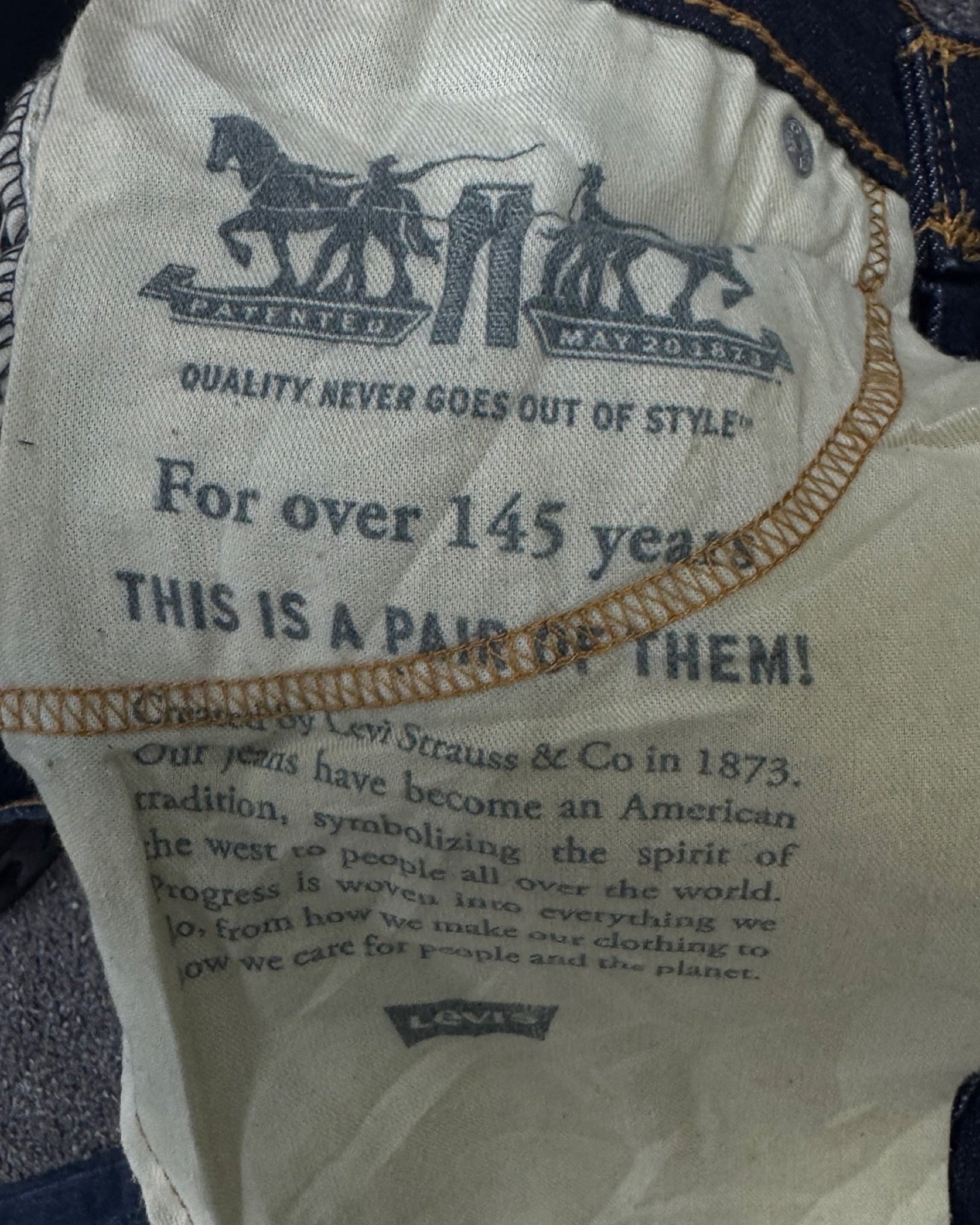 LEVI'S 511 w28l32