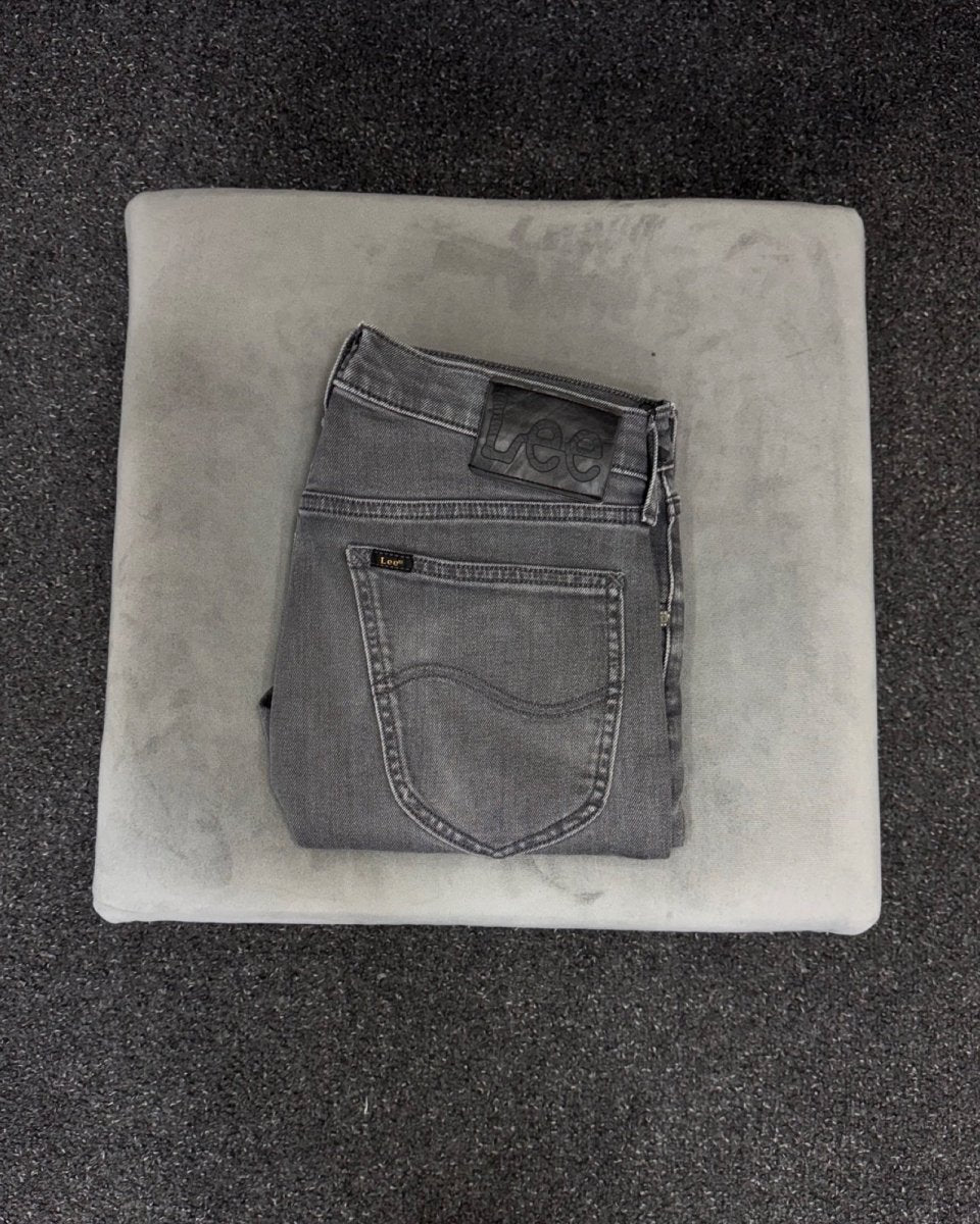 lee REGULAR W29L32