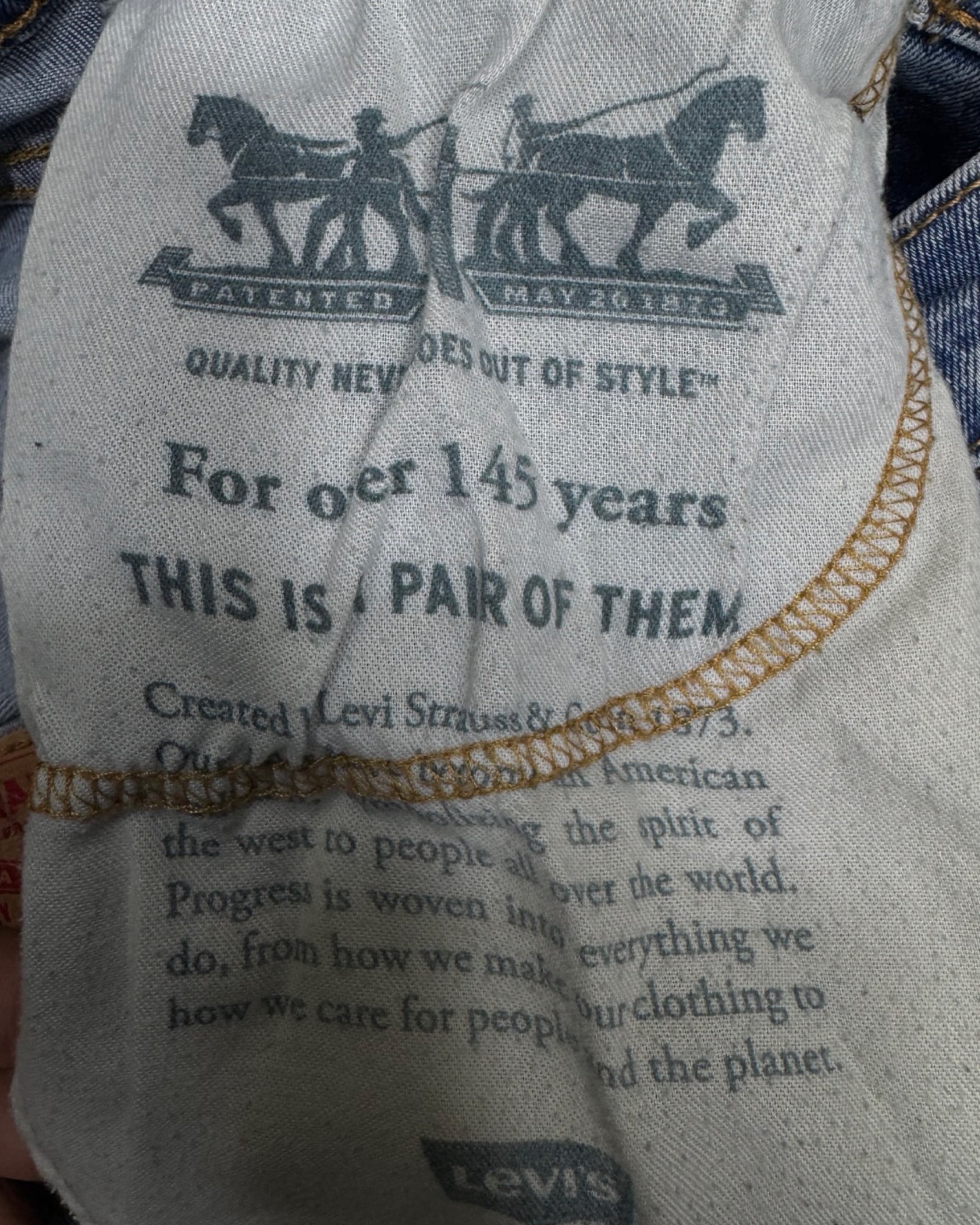 LEVI'S 502 slim w32l30