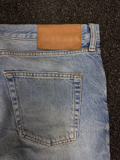 zara Straight w34l32