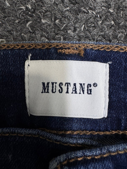 mustang Regular w32l30