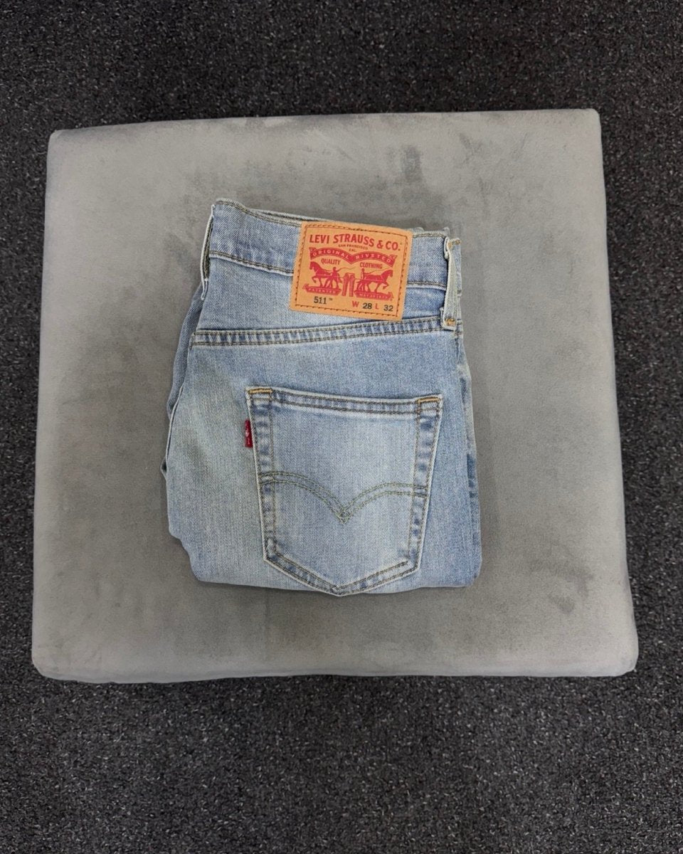 LEVI'S 511 w28l32
