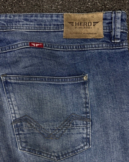 hero straight w50l32