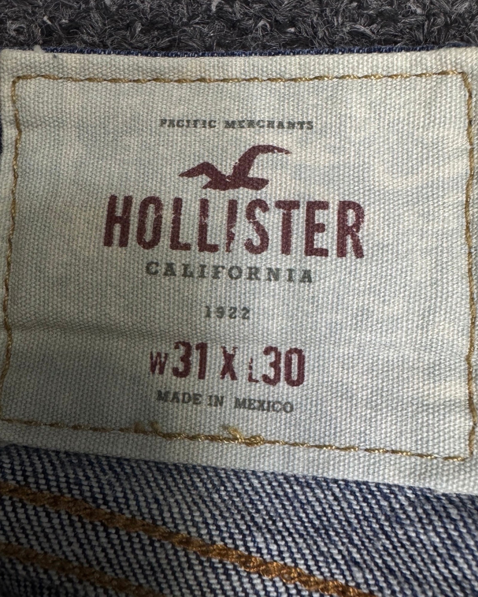 hollister slim w31l30