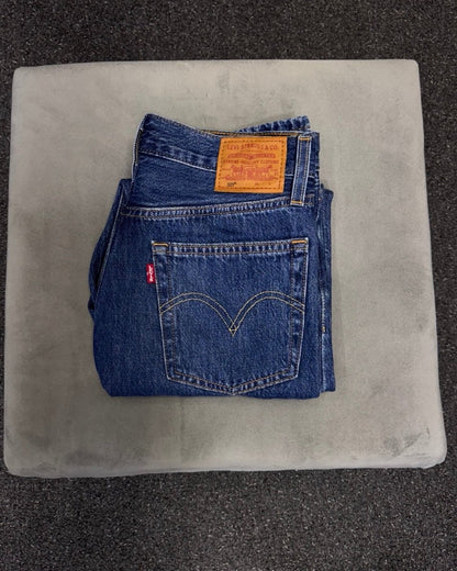 Levis Straight w26l28