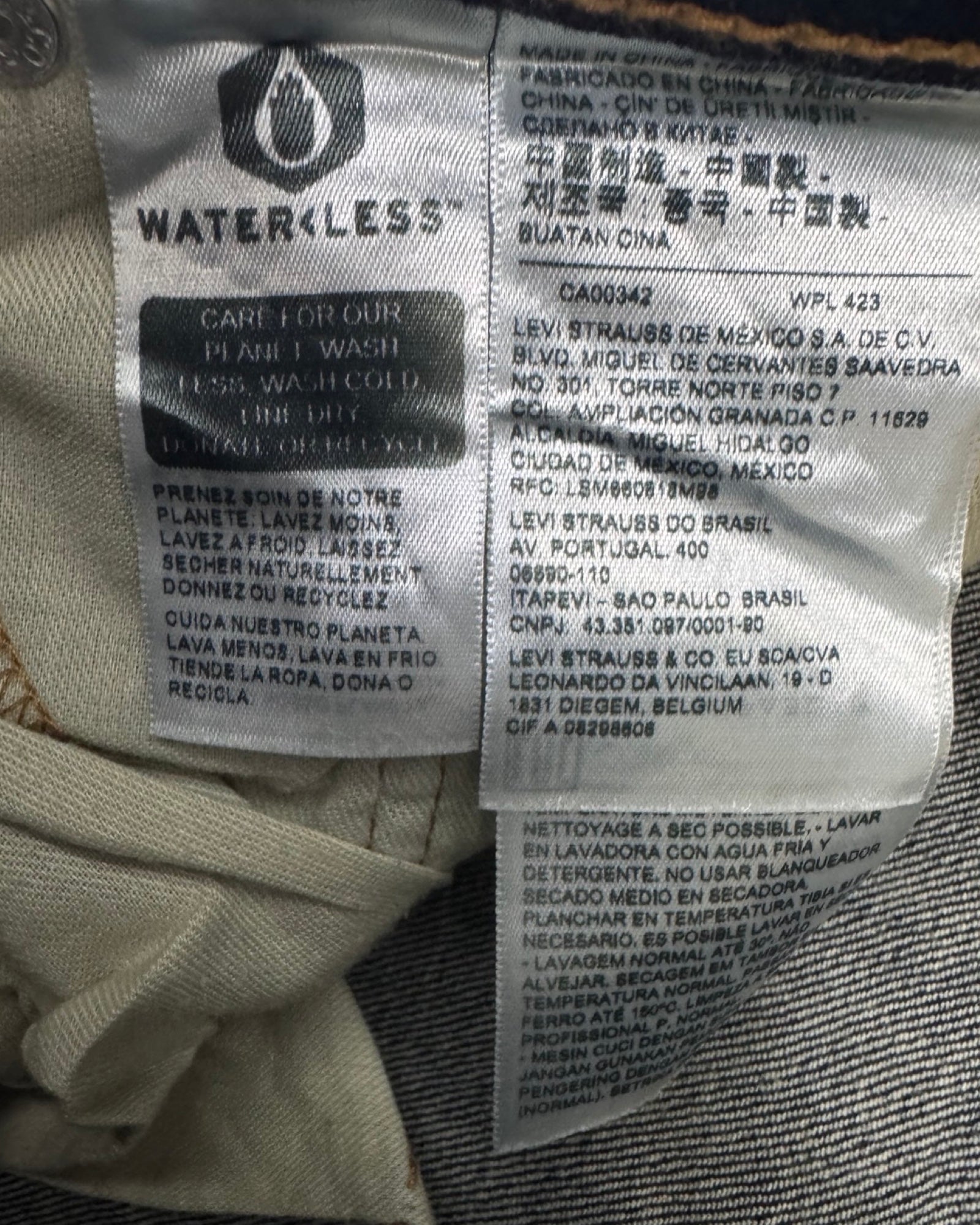 LEVI'S 511 w28l32