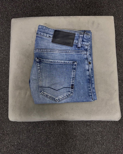 HUGO BOSS Regular w31l34