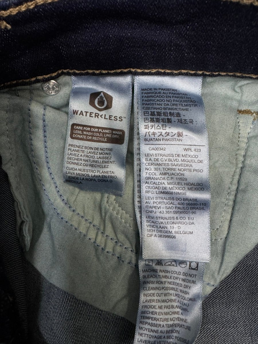 levi's bootcut w27l32