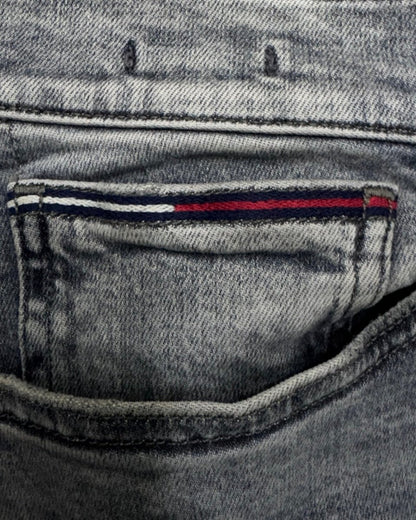 TOMMY HILFIGER Slim w32l32