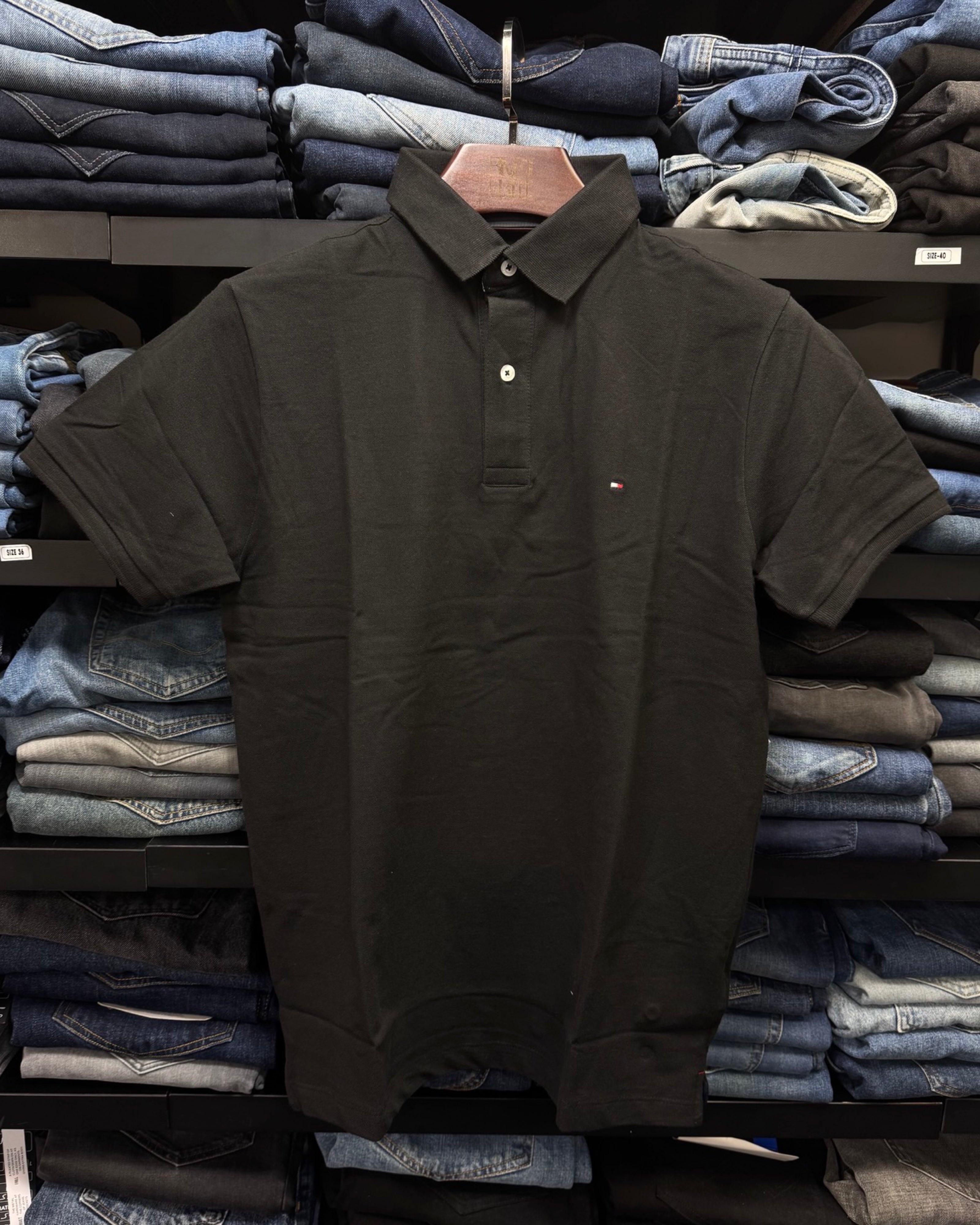 TOMMY HILFIGER