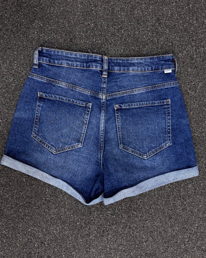 LILY LOVES  SHORTS W30