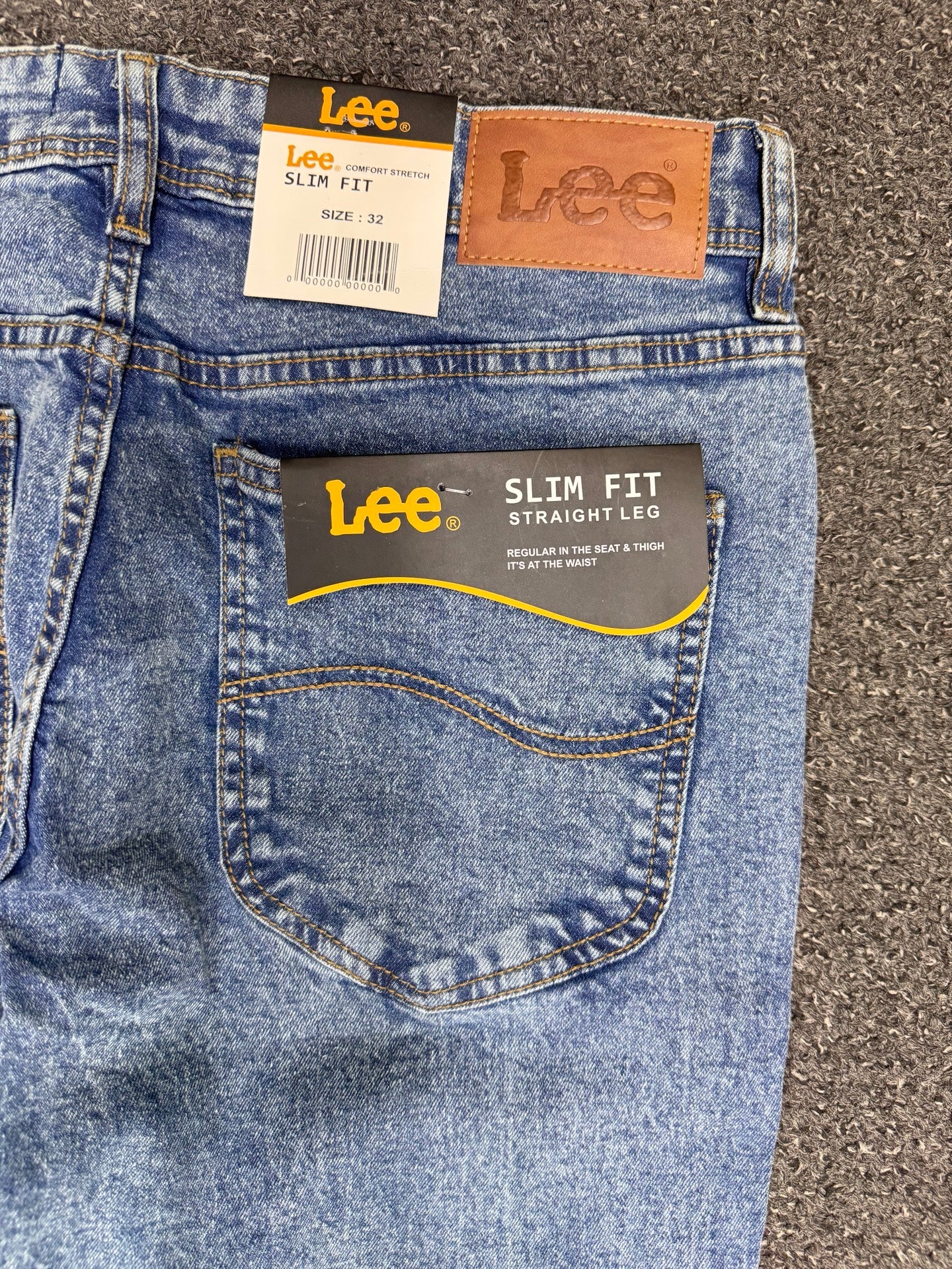 LEE JEANS